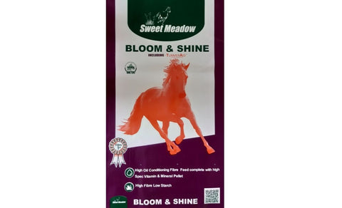 Sweet Meadow Bloom & Shine Chaff + TurmerAid 15kg